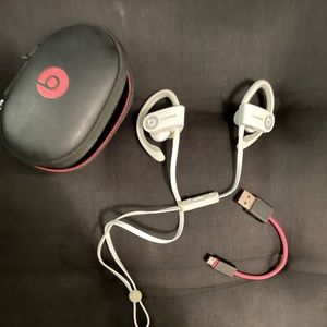 Beats by Dre Powerbeats Wireless In-Ear Headphones (white)